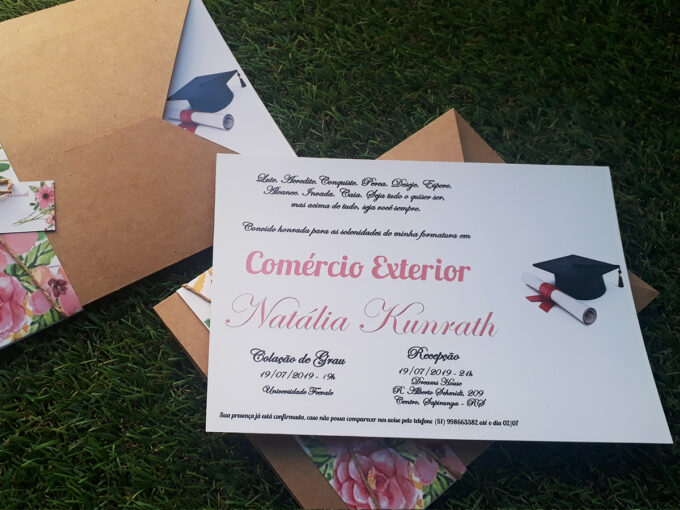 Convite Formatura Rústico Comercio Exterior com Envelope Personalizado