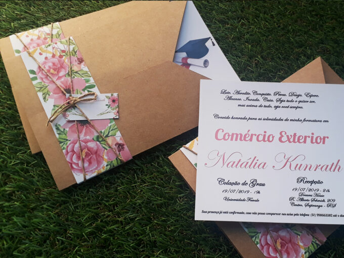 Convite Formatura Rústico Comercio Exterior com Envelope Personalizado