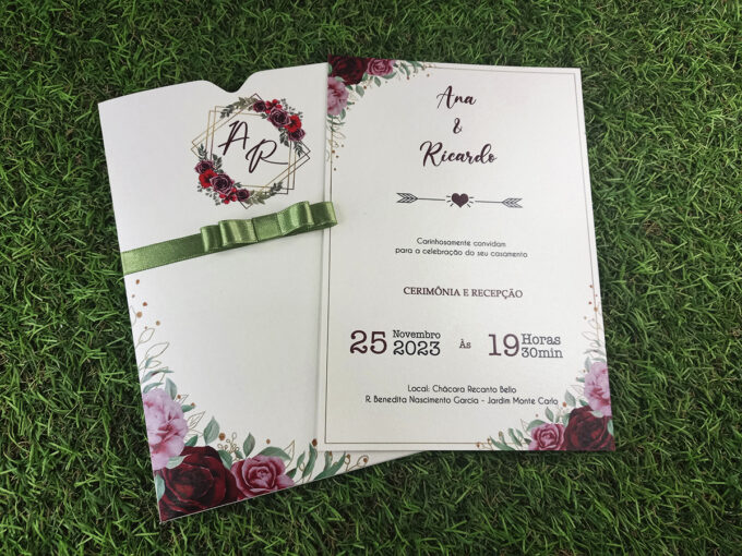 Convite com envelope Floral Verde e Marsala Papel Aspen Metálico Papel Alta Alvura