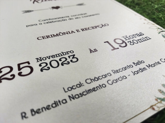 Convite com envelope Floral Verde e Marsala Papel Aspen Metálico Papel Alta Alvura